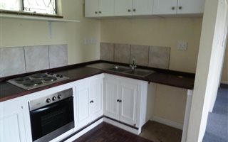 2 Bedroom Garden Cottage in Blackridge