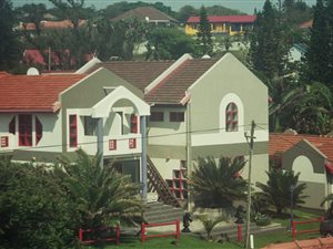 800 m² Commercial space in Uvongo