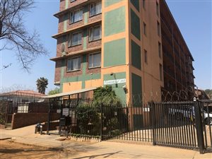 2 Bed Apartment in Pretoria West