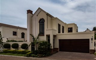 3 Bedroom Cluster in Bryanston