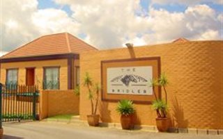 Bachelor apartment in Sundowner