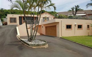 3 Bedroom House in Desainagar