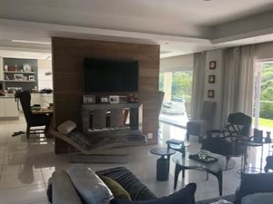 5 Bed House in Mt Edgecombe