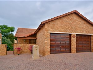 2 Bed Townhouse in Radiokop