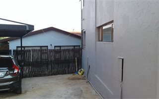 2 Bedroom Garden Cottage in Fairmount