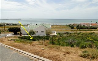 1384 m² Land available in Britannica Heights