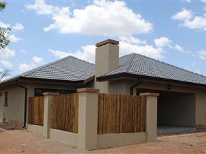 3 Bed Simplex in Koro Creek Golf Estate