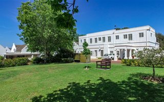 1887 m² Commercial space in Stellenbosch Central