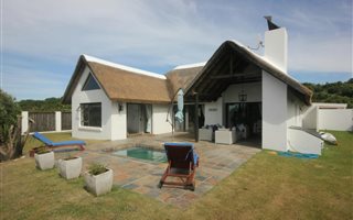 4 Bedroom House in St Francis Bay Canals