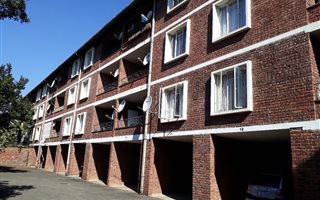 2 Bedroom Flat in Pelham