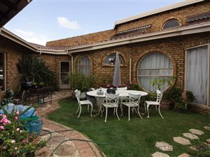 4 Bed House in Visagie Park