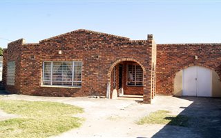 2 Bedroom House in Rockford