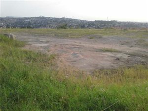 6465 m² Land available in Umlazi