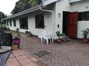 3 Bedroom House in Padfield Park