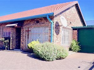 2 Bed Townhouse in Trichardt