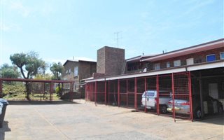 2 Bedroom Flat in Erasmia
