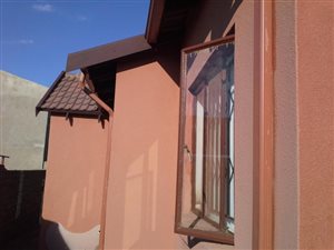 3 Bed House in Vanderbijlpark CE7