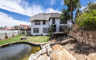 4 Bedroom House in Ridgeway