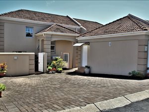 3 Bed Townhouse in Nahoon