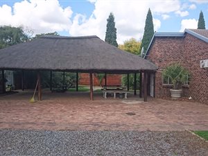 4 Bed House in Klipplaatdrif