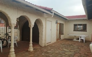 1 Bedroom Garden Cottage in Glen Anil