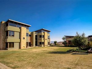 5 Bedroom House in Meyersdal Nature Estate