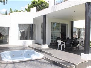 4 Bed House in Westdene