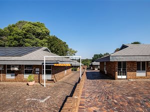 203 m² Office Space in Lyndhurst