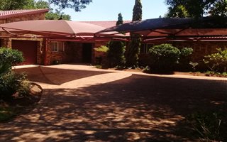 3 Bedroom House in Golf Park