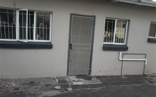 1 Bedroom Apartment in Primrose