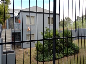 2 Bed Townhouse in Suiderberg