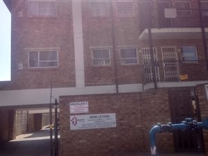 2 Bed Apartment in Kempton Park West