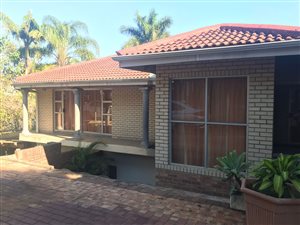 5 Bed House in Panorama