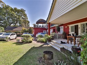 8 Bed House in Mt Edgecombe