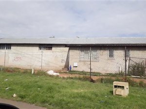500 m² Industrial space in Roodepoort Central