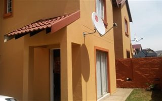 2 Bedroom Townhouse in Bergsig