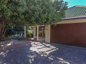 3 Bed House in Lochnerhof
