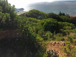 744 m² Land available in Mountainside