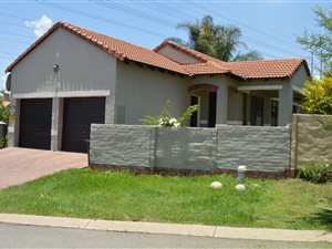 2 Bed House in Bloubosrand