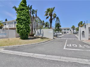 2 Bed Apartment in Milnerton Ridge