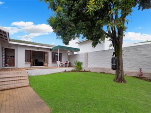 2 Bed House in Lonehill