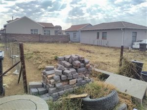 265 m² Land available in Sharon Park