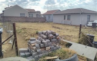 265 m² Land available in Sharon Park
