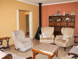 3 Bed House in Albertynshof