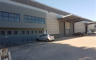 1159 m² Industrial space in Briardene