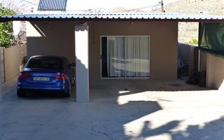 1.5 Bedroom Flat in Springbok