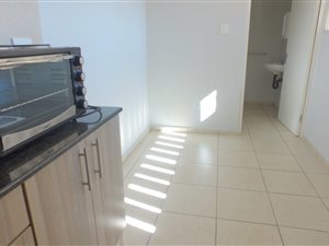 Studio Apartment in Pinetown Central
