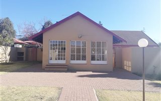 2 Bedroom Duplex in North Riding