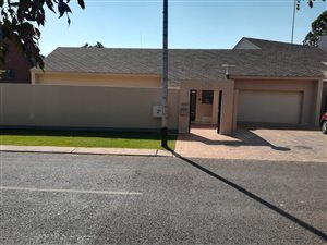 3 Bed House in Lynnwood