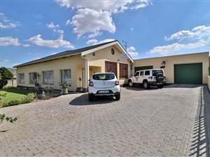 4 Bed House in Primrose